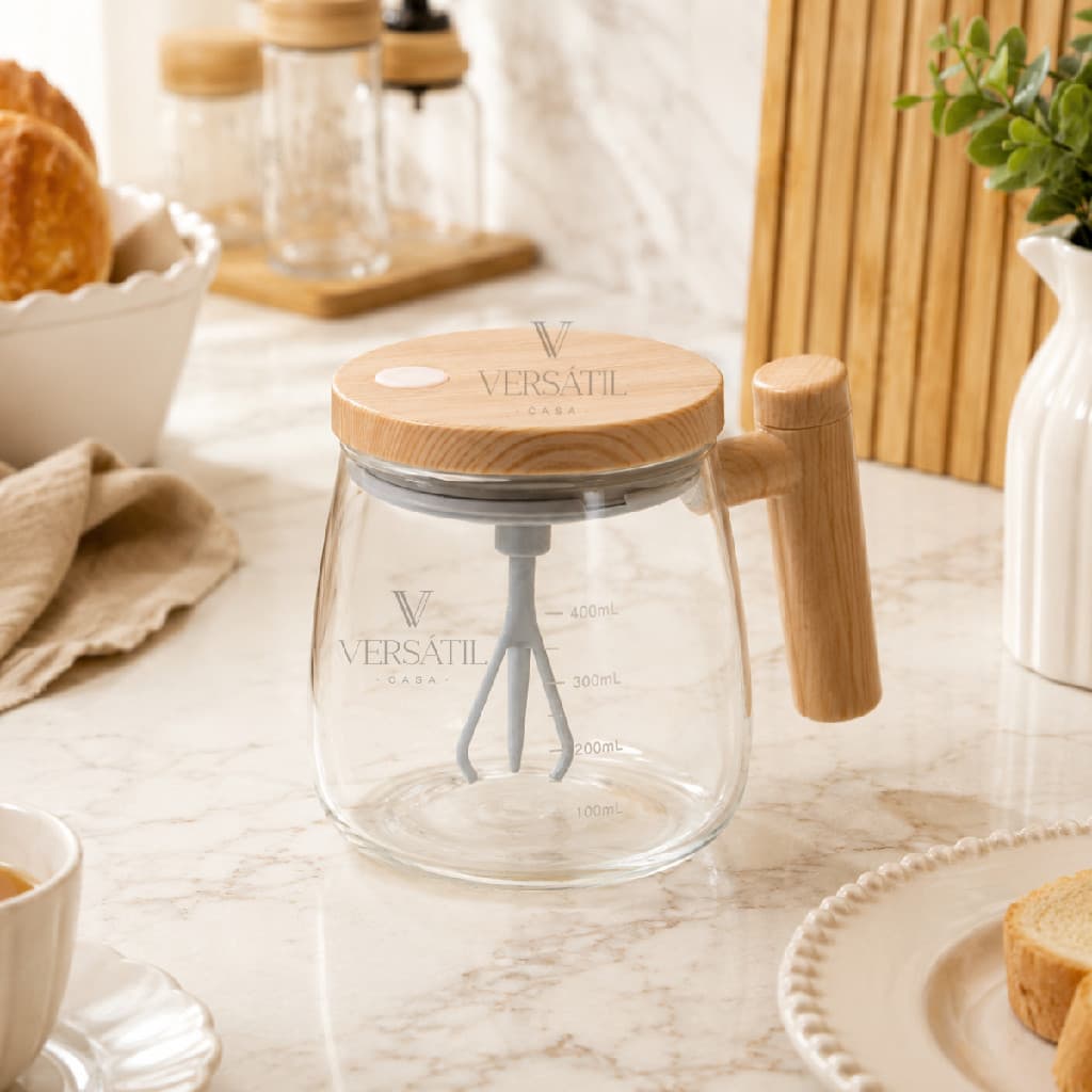 Caneca Wolff com Mixer em Vidro Borossilicato Transparente 400ml Grande Café Drink Chá Chocolate Bambu Requintada Pilha