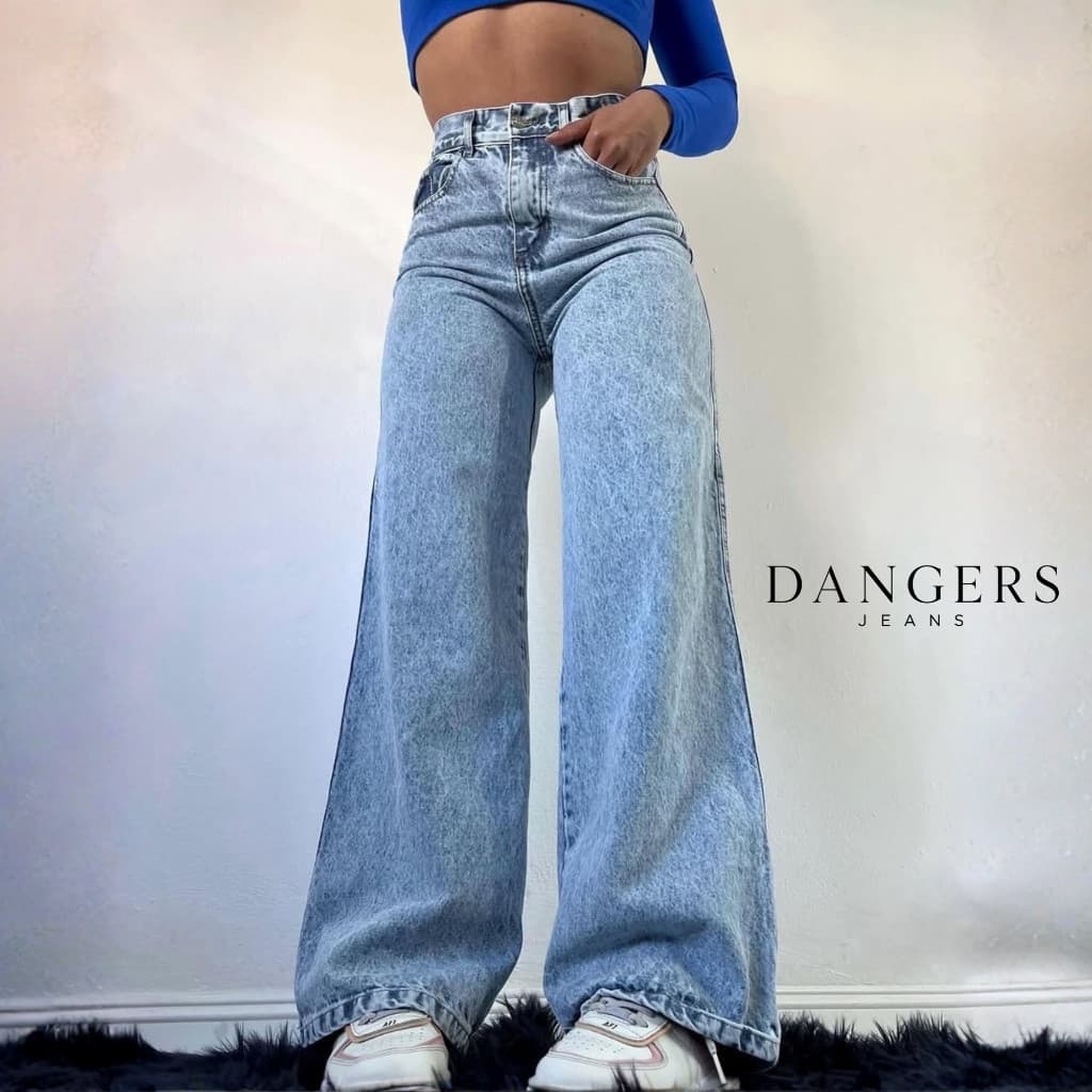 Calça Jeans Feminina de Cintura Alta com Padrão Mármore e Perna Larga Sem Lycra SR43