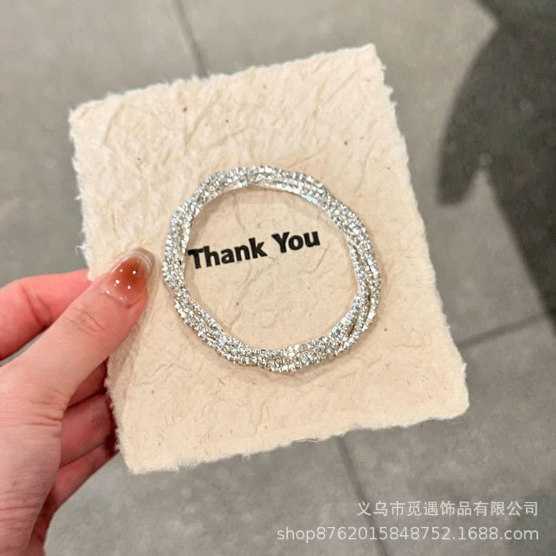 Luxuoso para uso diário! Pulseira elástica torcida de múltiplas camadas com incrustações de diamantes, única e requintad