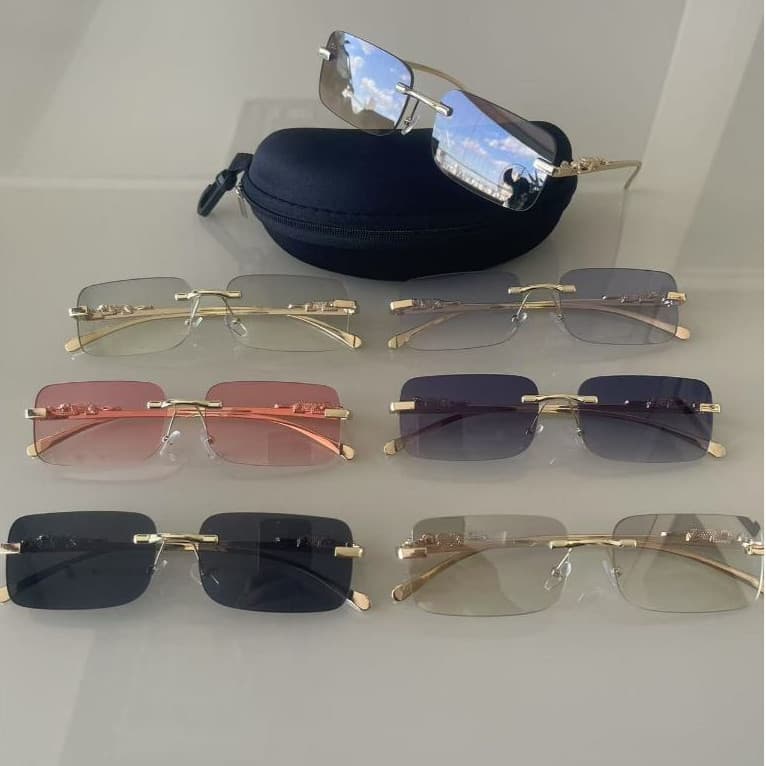 Óculos de Sol Feminino Retangular Sem Armação Lente Degradê Proteção UV Haste Dourada com Detalhe em Leão + Estojo