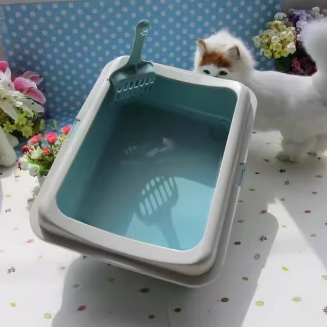 Frete grátis caixa de areia para gatos Semi-fechada vaso sanitário para gatos pequenos pá de areia para gatos grátis