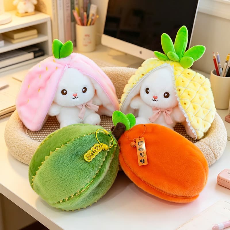 [Estoque pronto] Bonito coelho transformado pequena fruta brinquedo de pelúcia coelho travesseiro cenoura morango coelho