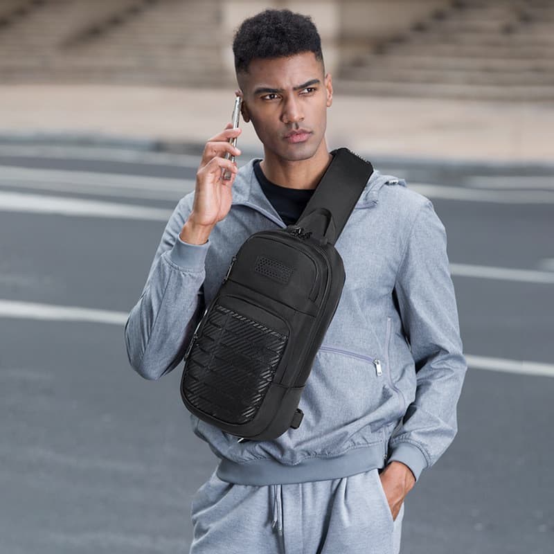 OZUKO bolsa de peito masculina, bolsa tática ao ar livre, bolsa crossbody resistente ao desgaste, à prova d'água, multif