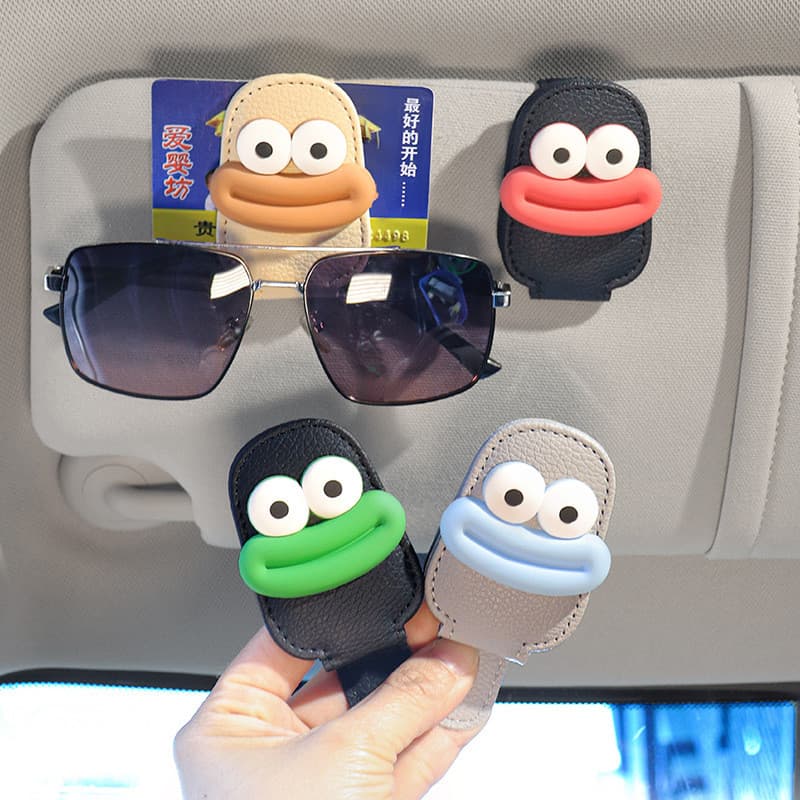 Clipe Multifuncional para Óculos e Cartões de Carro com Design de Carro de Desenho Animado