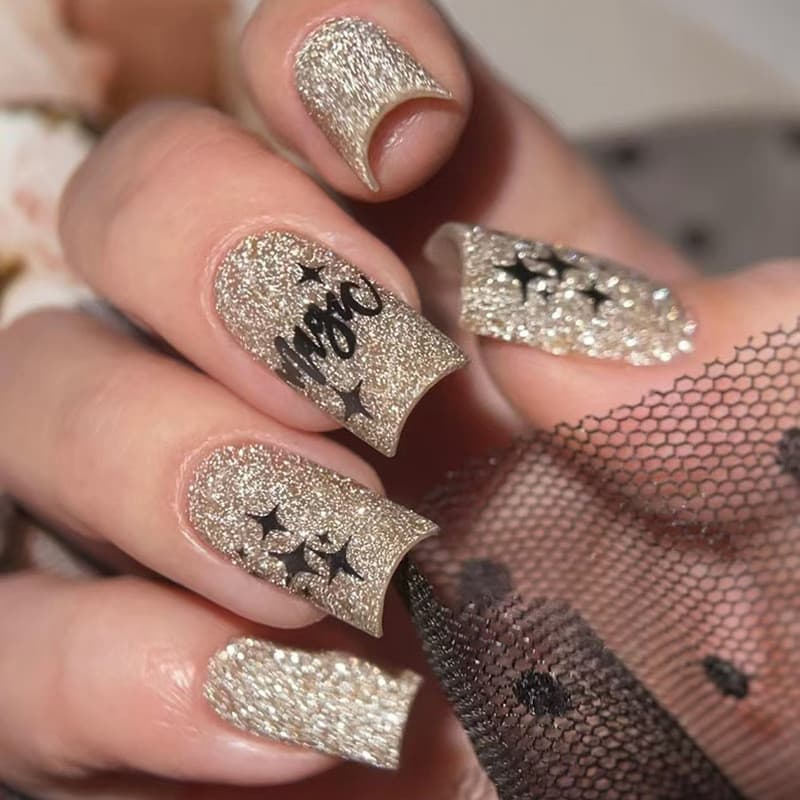[5 estilos] 24 peças de unhas postiças formato caixão médio com glitter dourado e efeito céu estrelado OTLF