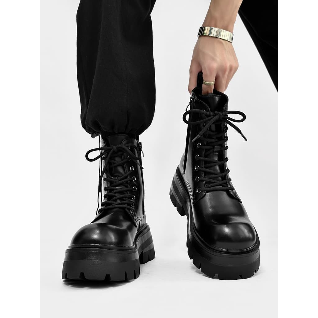 Botas Martin de sola grossa masculinas estilo britânico 2025 novo estilo botas de motocicleta aumentadas meninos All-Mat