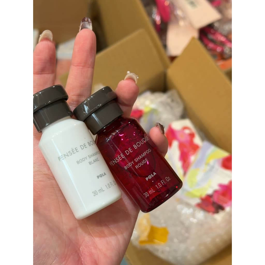 Conjunto de sabonete líquido com fragrância P POLA!Gel de banho com fragrância Lily Rose 30ml * 2 palitos