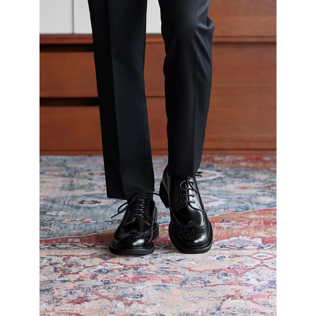 ThomWills Sapatos masculinos de couro esculpido Brogue, casuais, de sola grossa, negócios britânicos, roupa Formal, bico