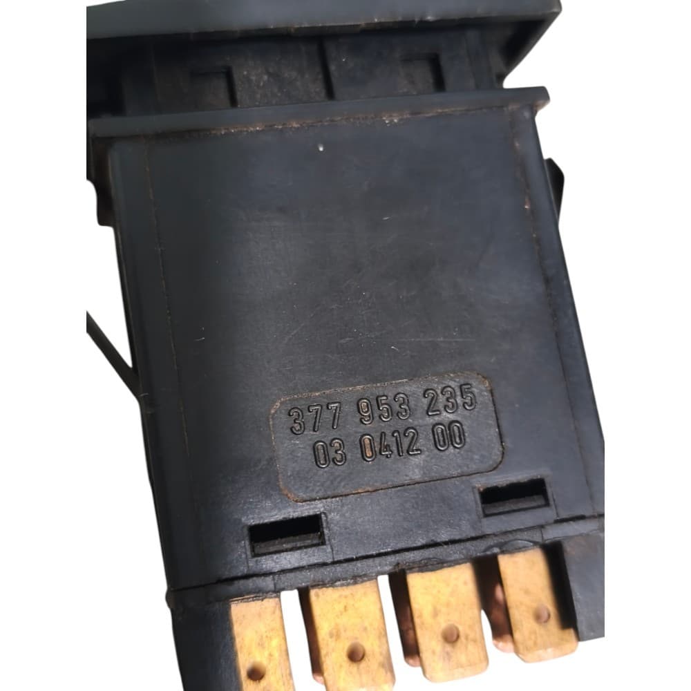 Botão Interruptor Pisca Alerta Vw Saveiro Gol Parati 2003