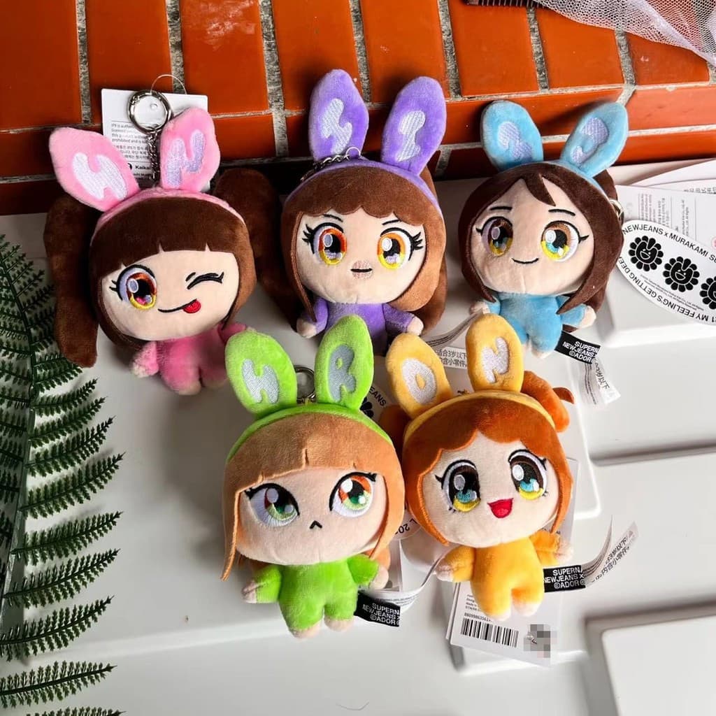Chaveiro de Pelúcia NWJNS MINJI HANNI Danelle HAERIN HYEIN Design Boneca Chaveiros GWNC