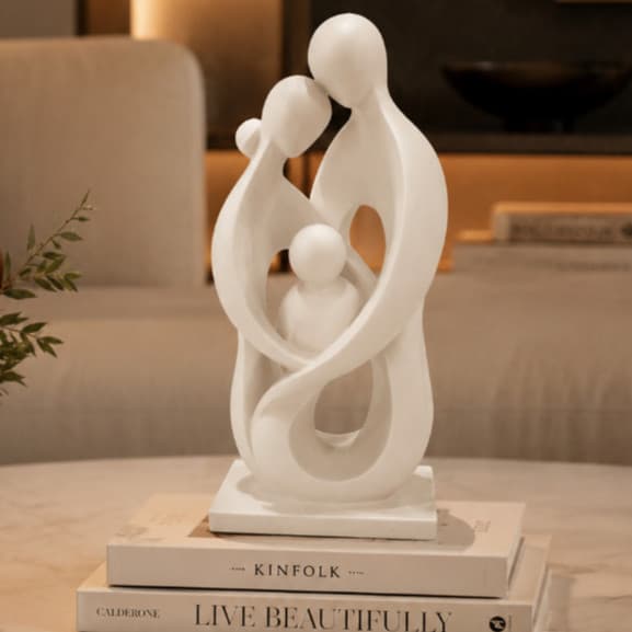 Escultura Família Decoração Elegante Enfeite Casa Amor Eterno União e Proteção Peça Decorativa