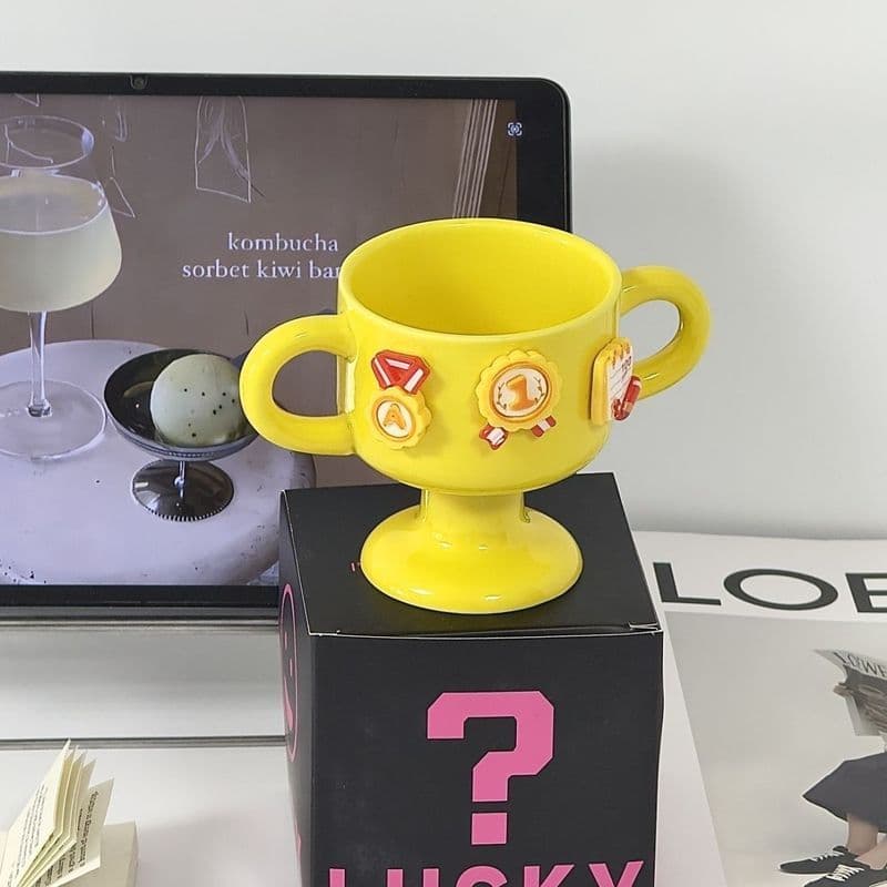 Bonito criativo cerâmica troféu presente caixa de presente menina copo de água jardim de infância você é ótimo prêmios d
