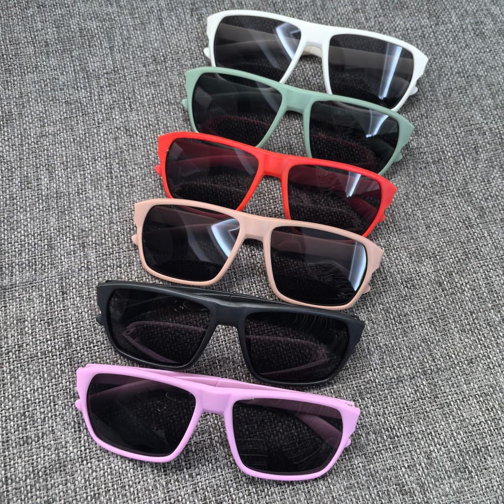 Novo estilo de óculos de sol infantis, óculos quadrados esportivos exclusivos para meninos e meninas, óculos de sol ao a