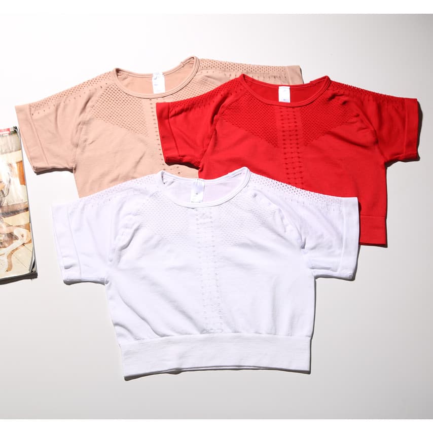 Roupas de fitness cortadas camiseta feminina apertada respirável correndo Yoga treinamento de fitness curto