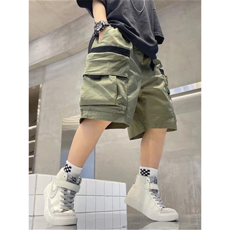 Meninos macacão Shorts 2026 novo estilo meninos roupas de verão estilo fino respirável versão coreana médio-grande crian