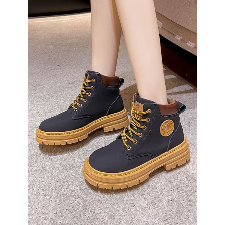 Botas Martin de cano alto ruibarbo areia macacão novo estilo outono estilo britânico ao ar livre botas femininas imperme