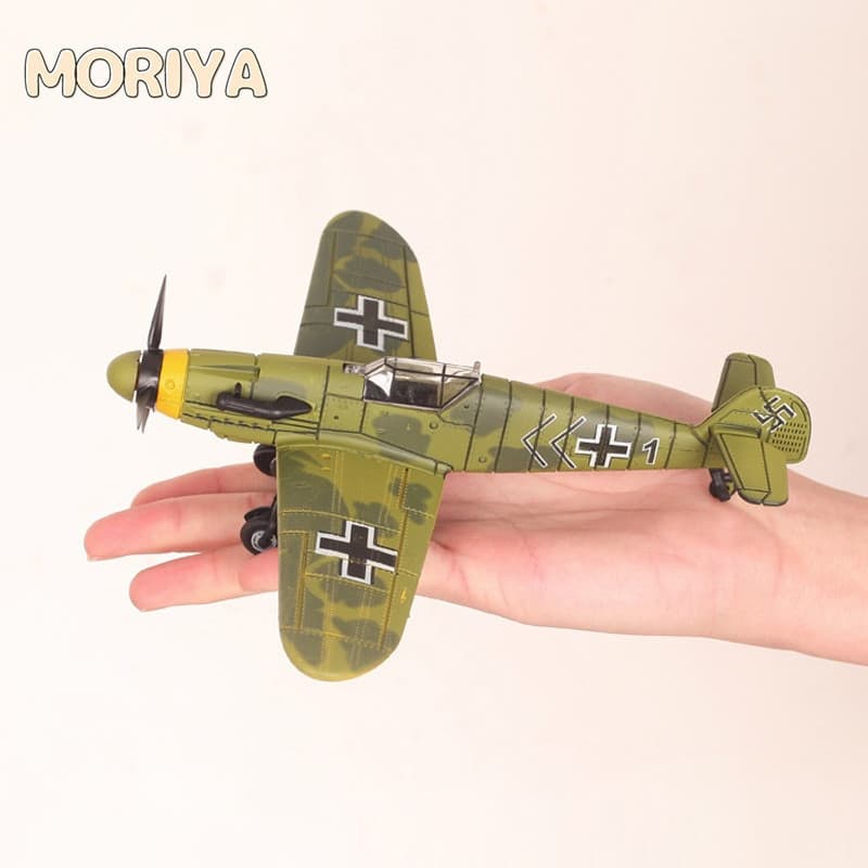 1 / 48 4D Montar Alemanha BF109 Lu @ @ Tador Modelo Avião Avião Diy Blocos De Construção De Brinquedo Helicóptero