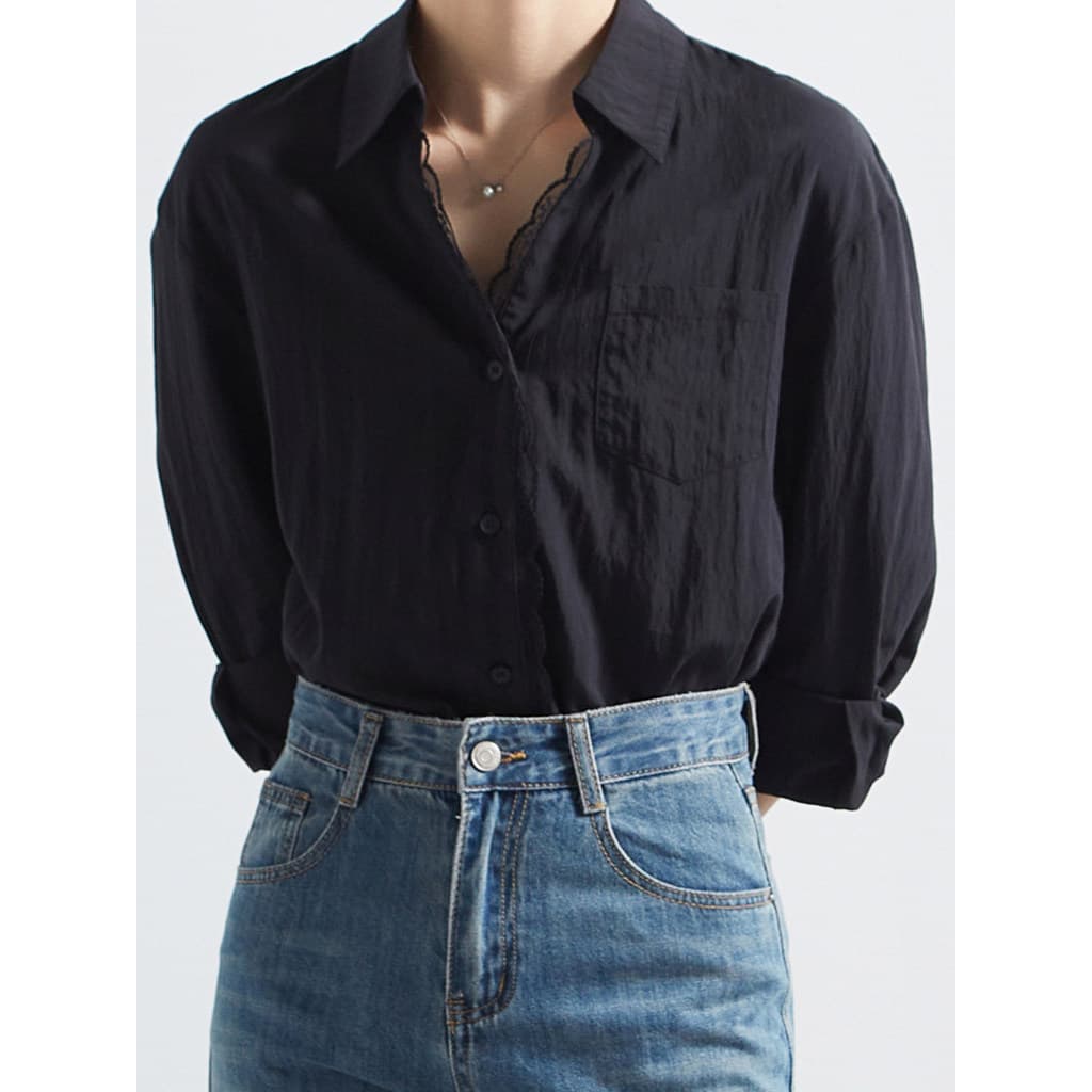 Camisa preta feminina primavera outono com decote em V renda novo estilo elegante Commuter chique camisa feminina de man