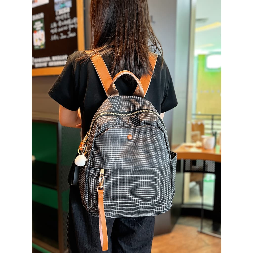 Leve Multi-compartimento náilon pano mochila feminina Casual único All-Match verificado mochila de viagem de grande capa