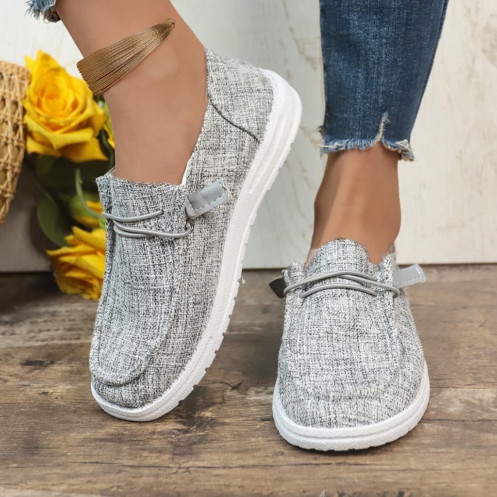 Sapatos casuais de tamanho grande femininos, mocassins de cano baixo europeus americanos com cobertura plana e sapatos f