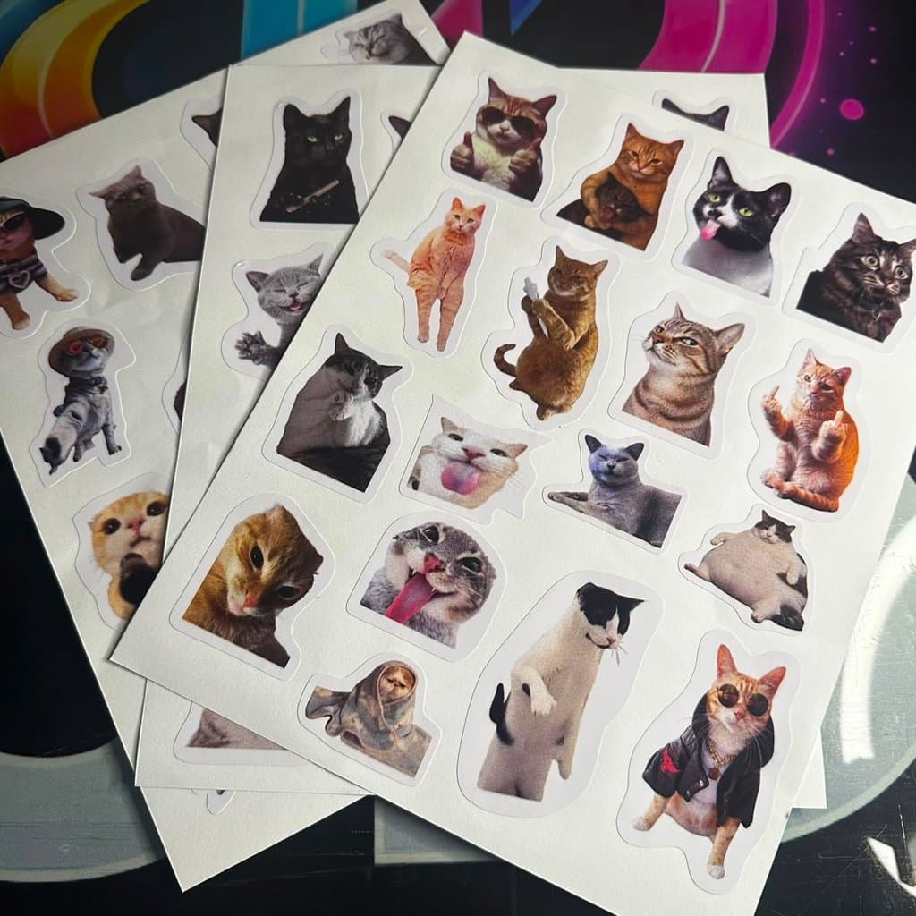 Kit 50 Adesivos de Gatos Fofos e Divertidos – Stickers Decorativos Criativos