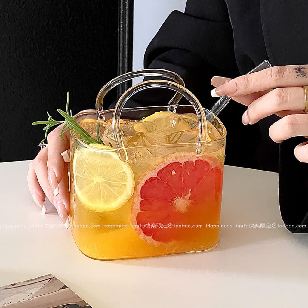 Copo de Vidro 770ml – Grande, Resistente ao Calor. Ideal para Sucos, Coquetéis, Chás e Drinks Gelados. Uso Diário