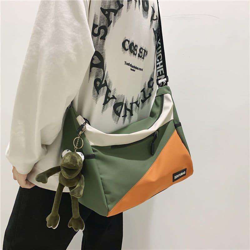 Bolsa mensageiro masculina à prova d'água japonesa Casual de um ombro de grande capacidade ins simples All-Match nicho f