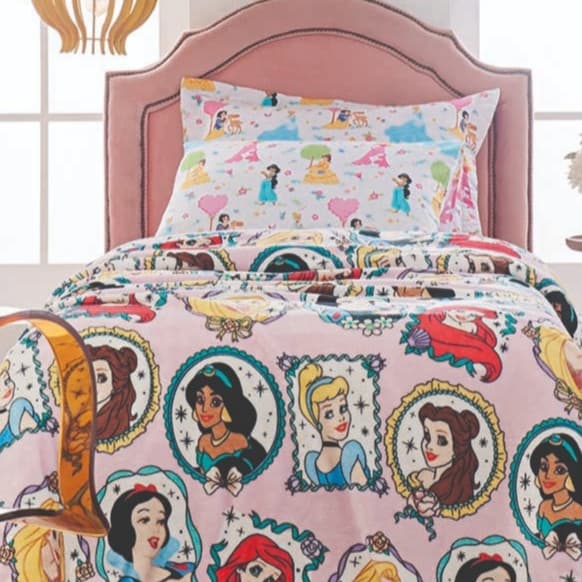 Mantas cobertor Disney  casa padrao princesas.stitch original disney macia nao desbota antialergica