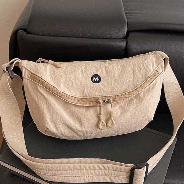 Novo estilo japonês ultraleve à prova d'água Oxford pano bolsa mensageiro feminina de grande capacidade bolsa de bolinho