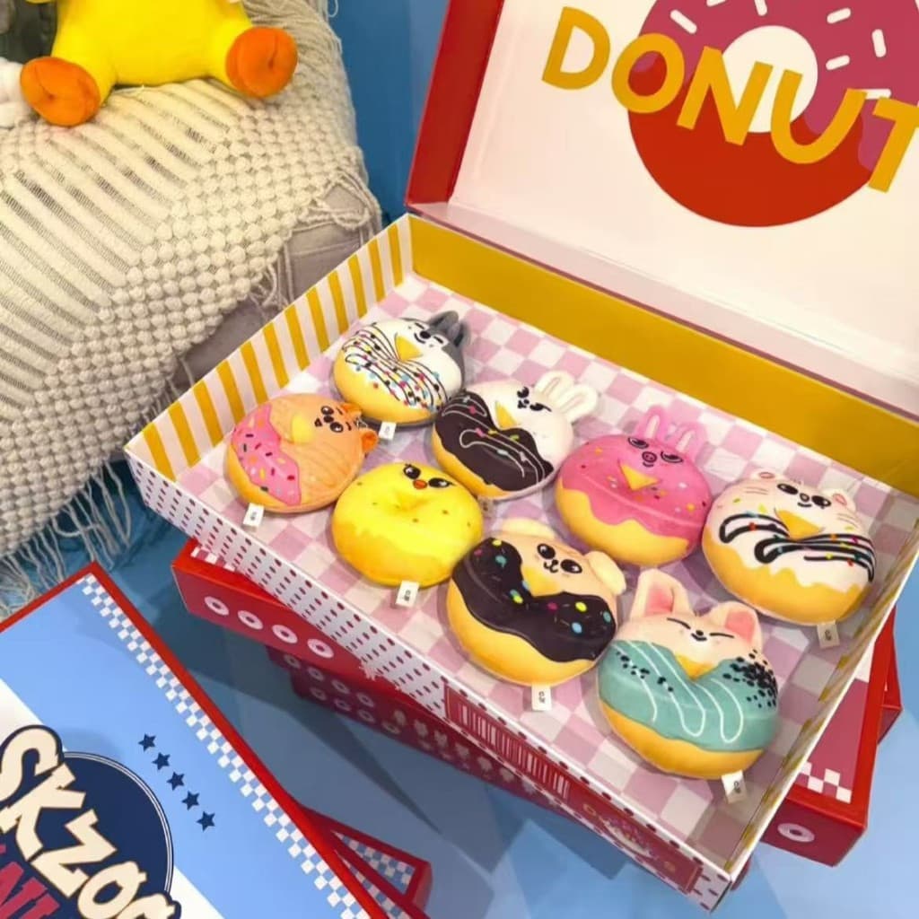 Acessório de bolsa do ídolo de música pop coreana Stray Kids, chaveiro de pelúcia em formato de donut fofo Charme Bonito