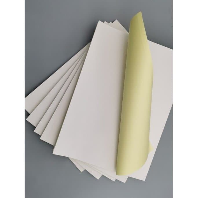 Papel amarelo autoadesivo 240*330, papel pegajoso rasgável para poeira, alta viscosidade, 50 folhas, rolo de Silicone, p