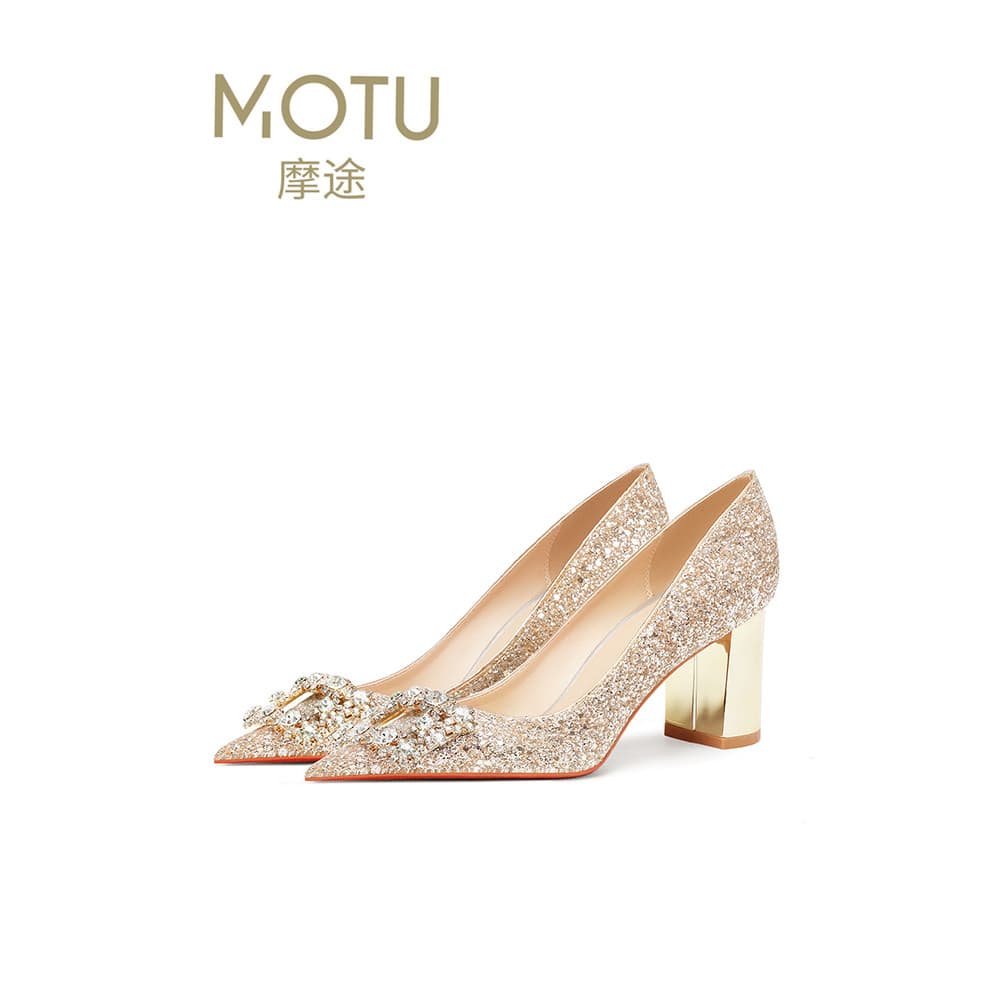 Sapatos de casamento de salto grosso feminino 2026 novo estilo vestido de casamento principal não cansado tamanho grande