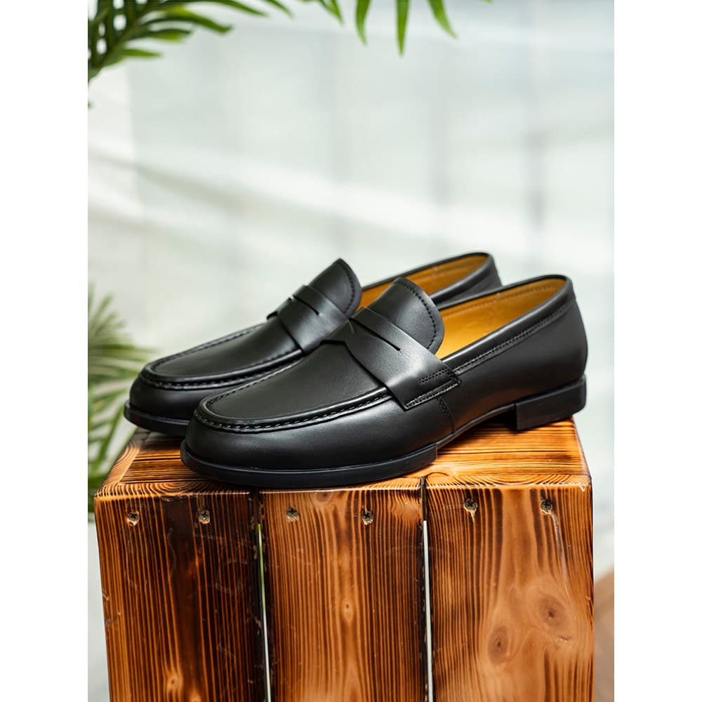 Mocassins masculinos outono novo estilo artesanal negócios sapatos de couro Casual couro genuíno sola macia deslizamento