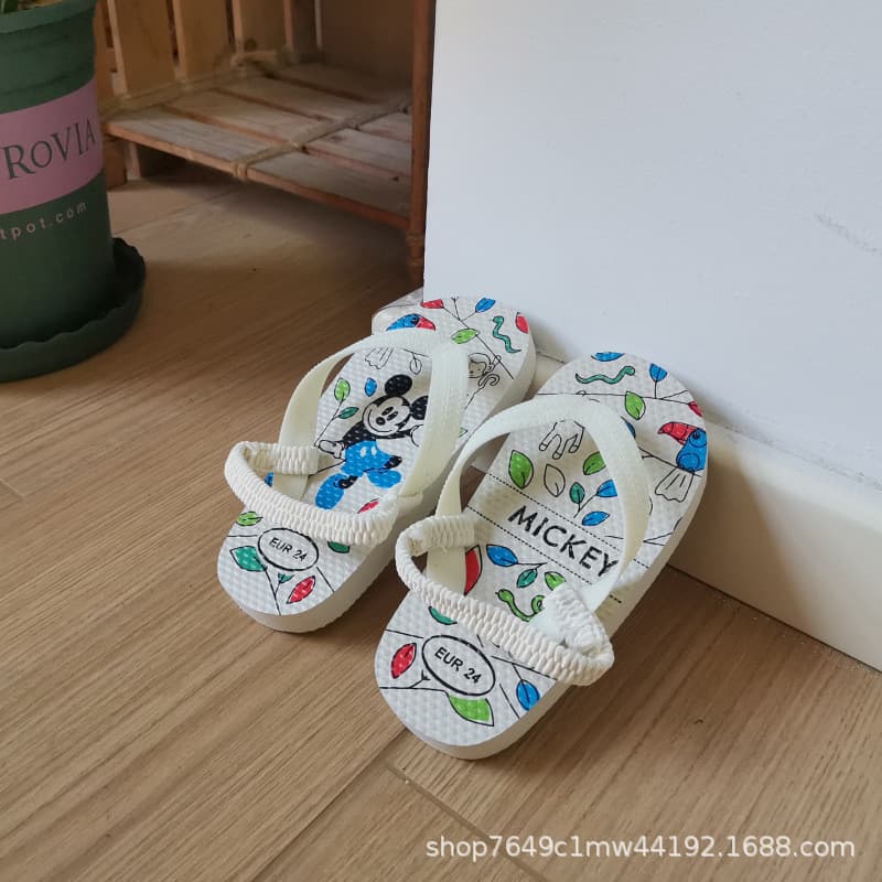 | slippers | ✱Novas crianças dos desenhos animados meninos leves chinelos de bebê PE flip-flops respirável crianças flip