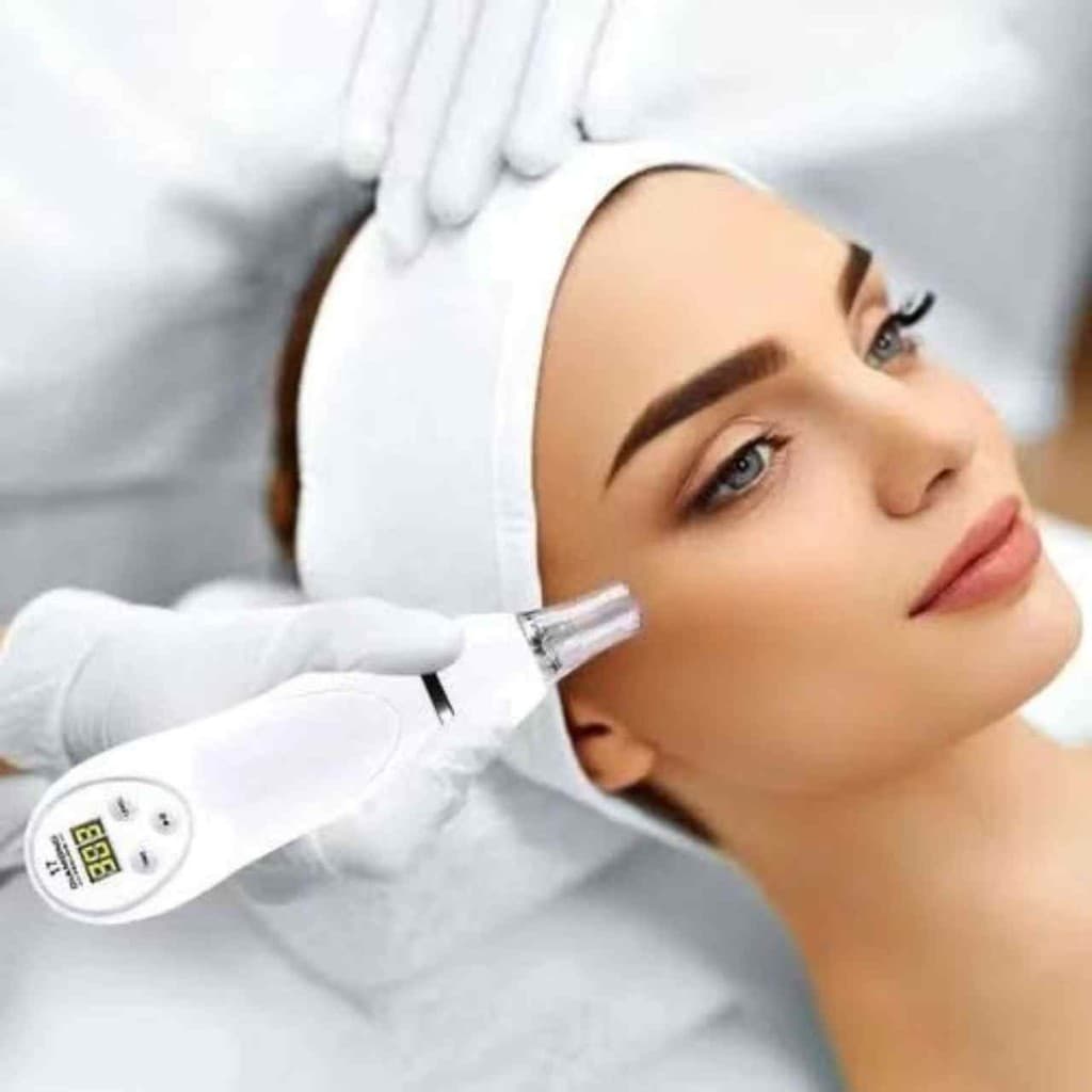 Aparelho Peeling Diamante Dermoabrasão Cravo Limpeza de Pele À Vácuo Bivolt 110/220V