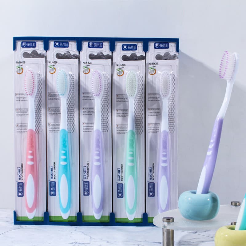 High-End Silicone antiderrapante adulto escova de dentes supermercado pendurado tipo cartão cabeça grande buraco redondo