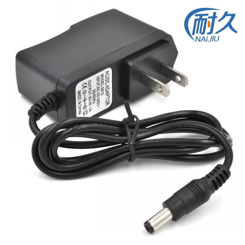Vendas diretas da fábrica 8V1A adaptador de alimentação monitoramento de circuito fechado 8V cabo de carregamento interr