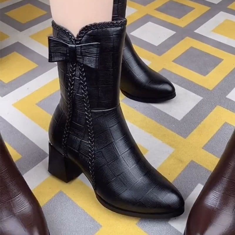 Botas femininas outono inverno botas de couro de salto alto botas de tubo médio botas longas de meia-idade idosos sapato