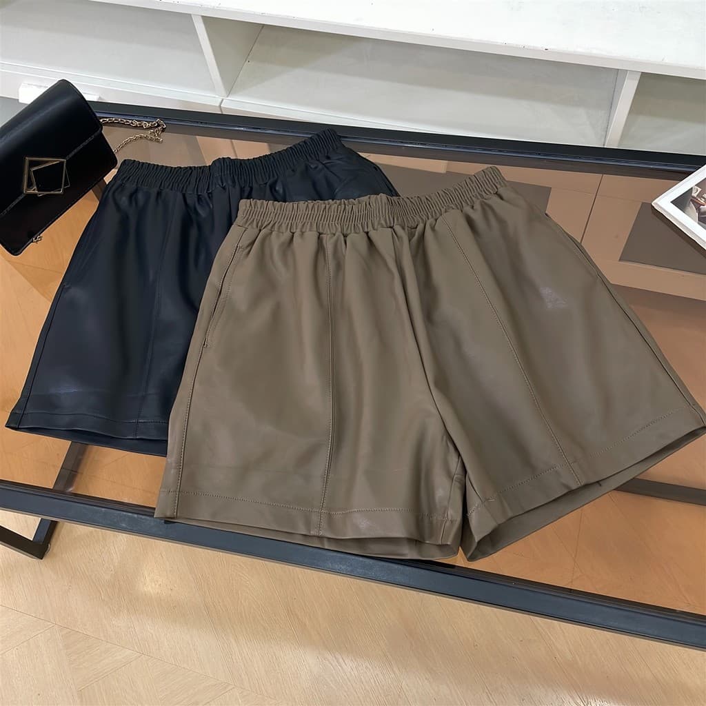 Couro do plutônio Casual Shorts feminino primavera novo estilo versão coreana pomada elástica Design sentir pequeno solt