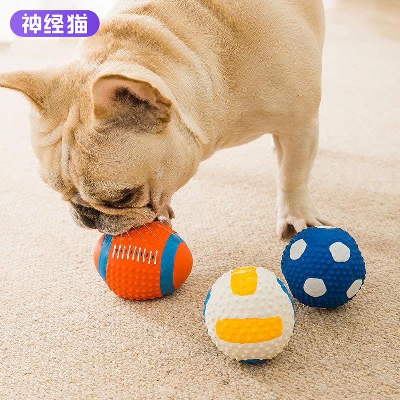 Animal de estimação látex soando brinquedo Molar mordida resistente aliviar o tédio Rugby futebol pequeno cão Teddy cão