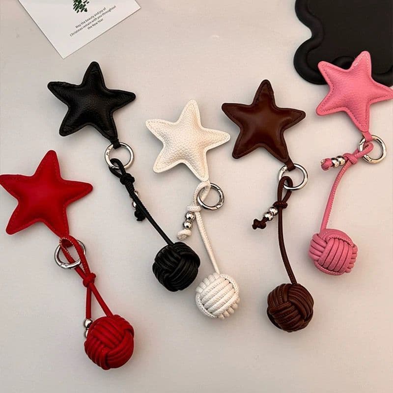 Enfeites de couro estrela saco ornamentos mochila pingentes mochila pingentes chaveiros carro jóias mochila decoração em