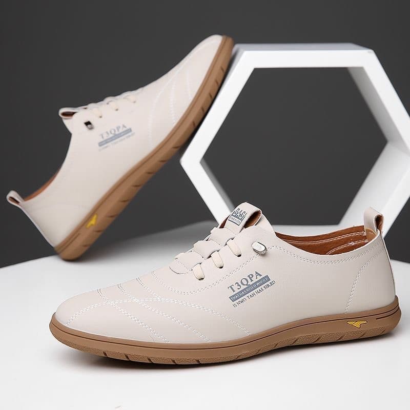 Novidade 2025: Sapatos Masculinos Casuais de Verão em Couro Macio, Cor Sólida, Sola Macia, com Elástico e Respiráveis pa
