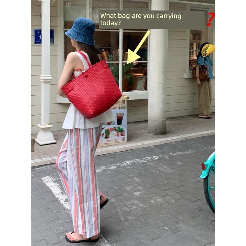 Novo estilo bolsa tecida à mão sacola de grande capacidade bolsa de palha PE bolsa de ombro portátil bolsa de praia de f