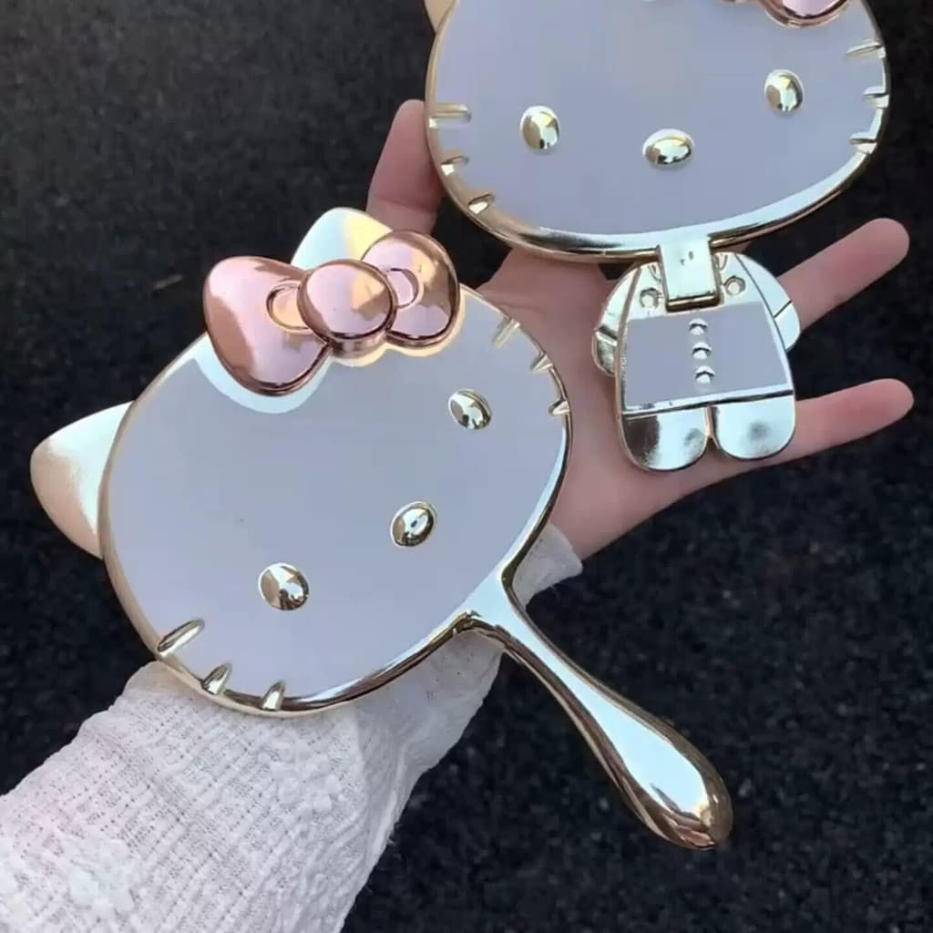 HelloKitty Espelho de maquiagem portátil 2025 Novo estilo de mesa Espelho de maquiagem dobrável Espelho pequeno Espelho