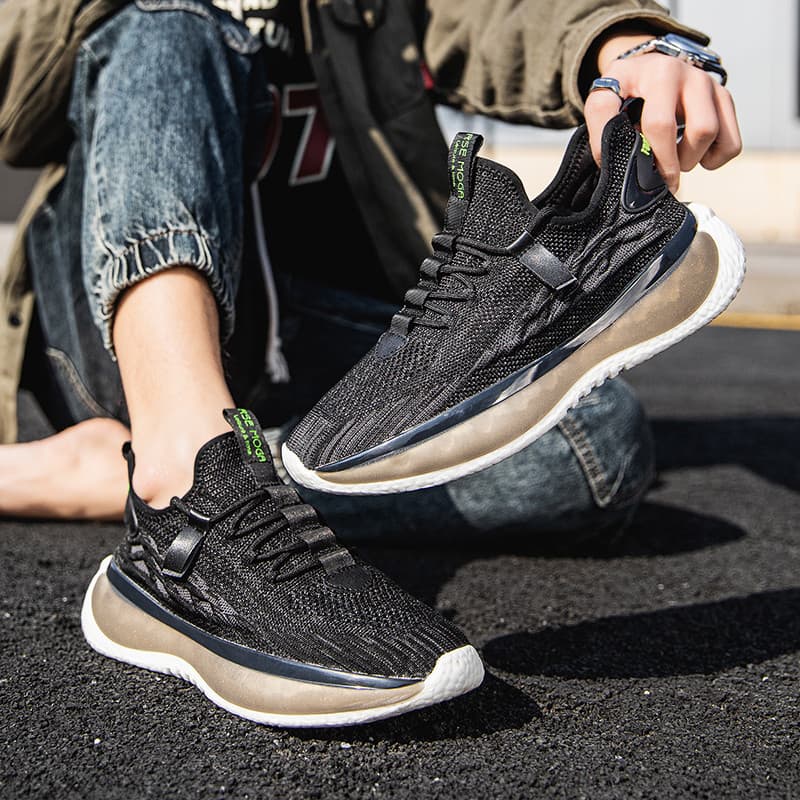 Sapatos esportivos masculinos verão malha respirável Casual pipoca tênis de corrida antiderrapante leve voando sapatos d