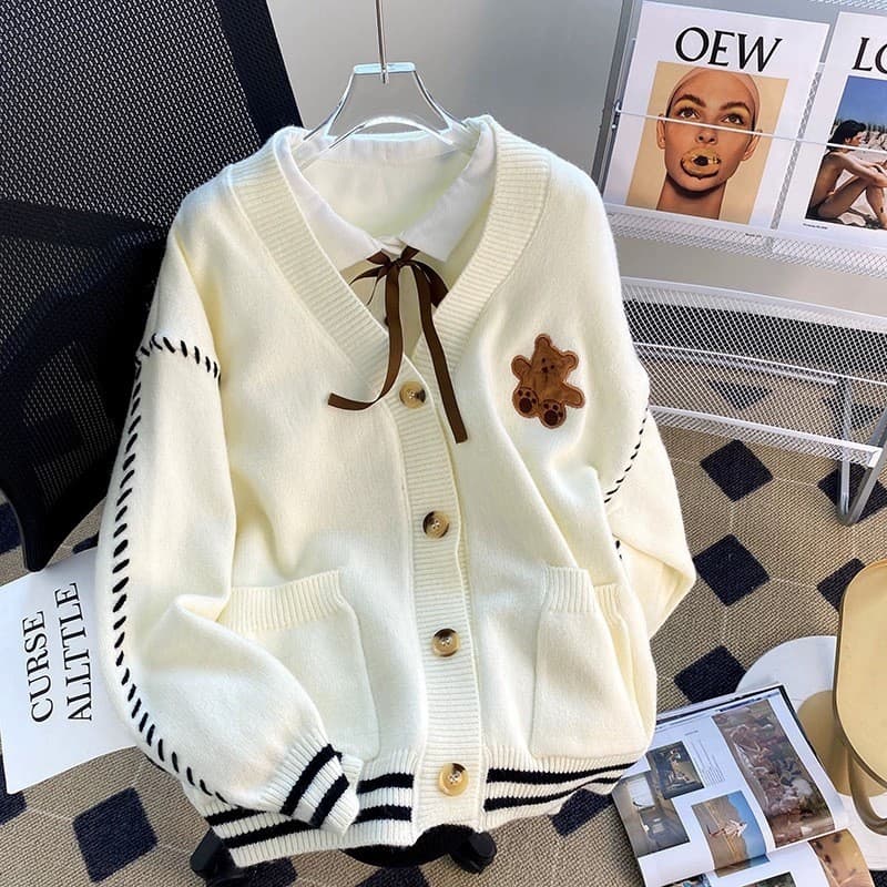 Urso camisola Cardigan jaqueta feminina 2026 outono inverno novo estilo corda estilo preguiçoso bolso de malha exterior