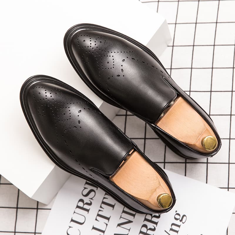 Bloco sapatos masculinos verão esculpido estilo britânico na moda negócios Formal Wear Casual sapatos de couro marrom ma