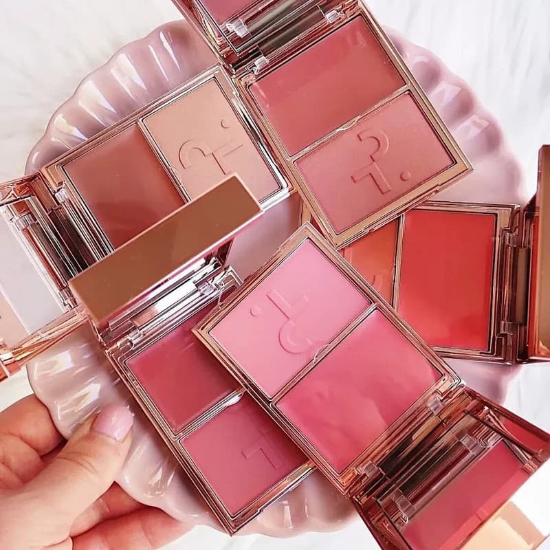 Double Take Creme & Powder Blush Duo-Major Headlines Face Palette A Pó De Longa Duração Para Bochechas Brilhantes Radian