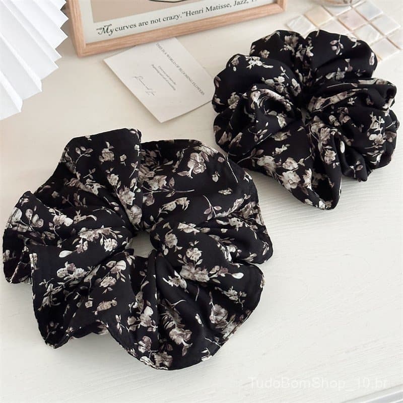 Novo e elegante elástico de cabelo feminino com design de scrunchie grande, toque sofisticado e estampa floral delicada,
