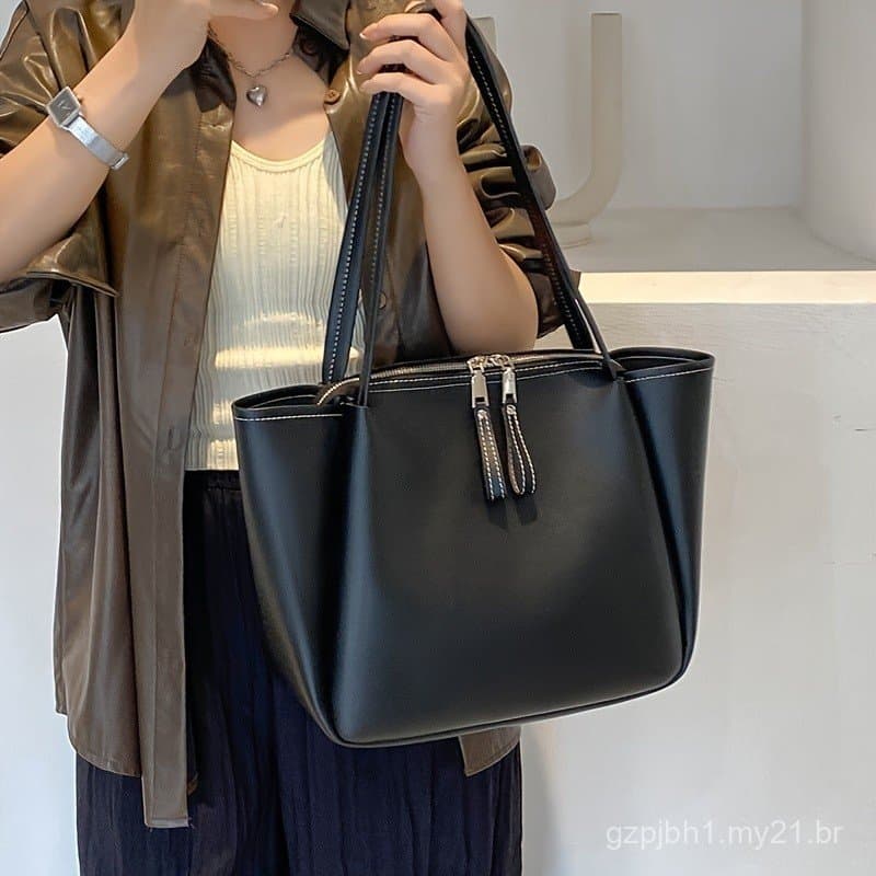 Bolsa Tote Retro com Zíper para Mulheres 2024, Nova Bolsa de Couro Sintético Preta para o Dia a Dia, Moda de Outono e In